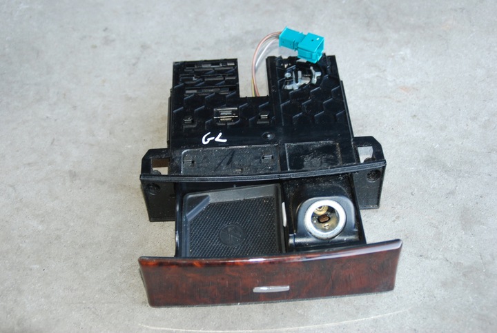 фото №5, Mercedes ml gl w164 пепельница a1648100030