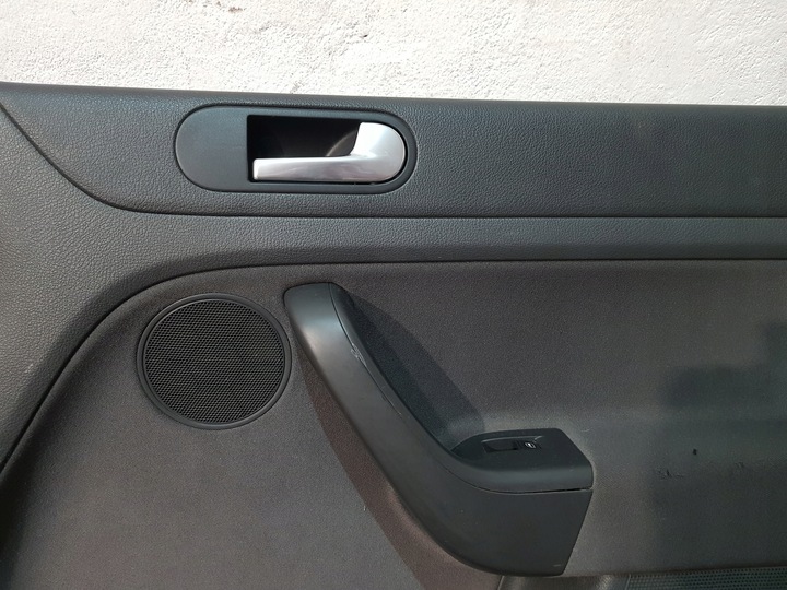 фото №8, Обшивки оббивка двері kpl vw golf v plus eu