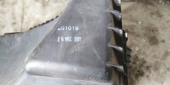 фото №9, Vw touareg корпус фільтра повітря 5,0 tdi 07r