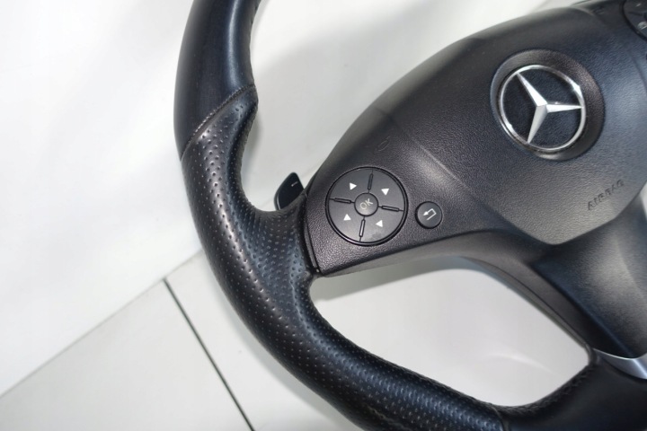фото №7, Mercedes w212 руль e-klasa amg w207 подушка лепестки