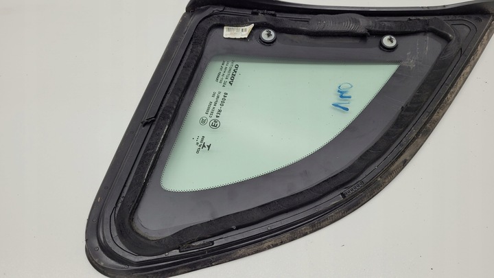фото №7, Volvo v40 стекло боковая зад правая крыльев заднего