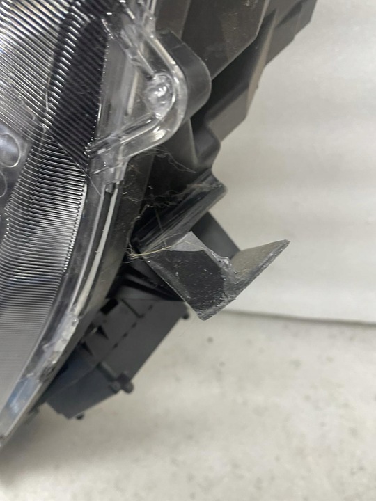 фото №8, Лампа левая передняя левый перед mitsubishi eclipse cross полный led