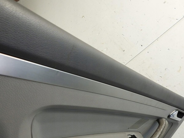 фото №7, Оббивка боковина двері лівий зад volkswagen touran i 1t0867211022