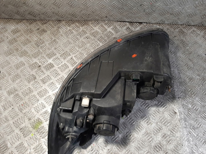 фото №12, Hyundai santa fe ii 06r лампа правий перед 92102 eu