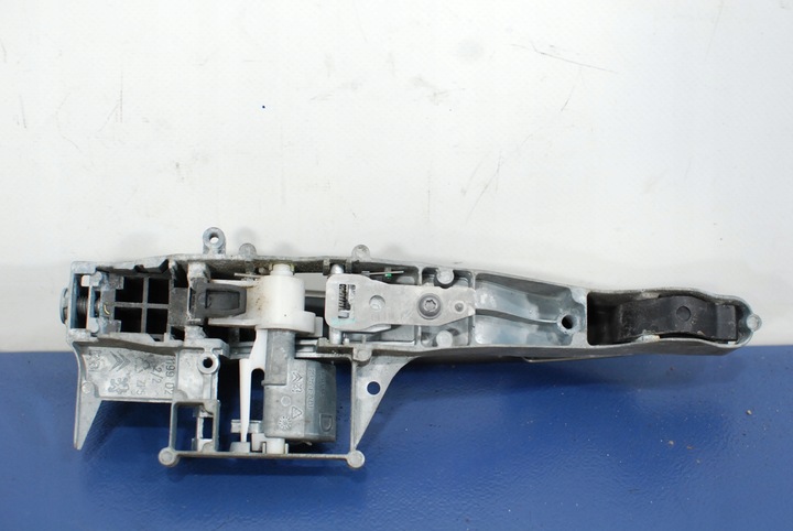 фото №3, Citroen c4 picasso i ручка правая передняя keb