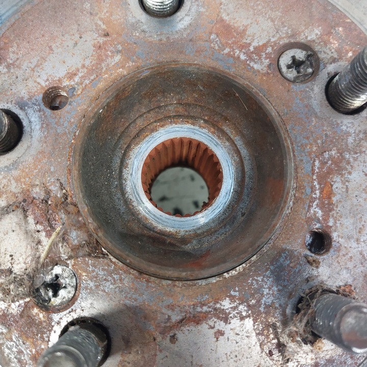 фото №10, Honda civic viii 8 1,3 sedan гібрид поворотна опора права передня супорт диск