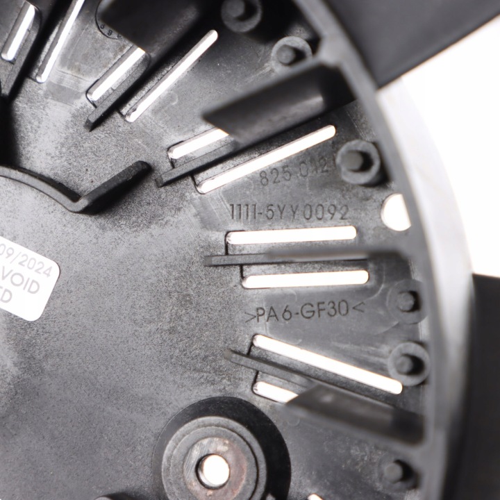 фото №11, Bmw f20 f21 f30 f31 f32 корпус вентилятора радиатор 8641964