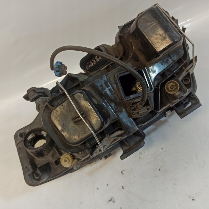 фото №15, Audi a6 c5 лампа правая перед передняя 148468-00 148466-00