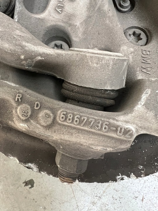 фото №9, Підвішування поворотна опора права перед bmw f30 2.0d автомат 686773602