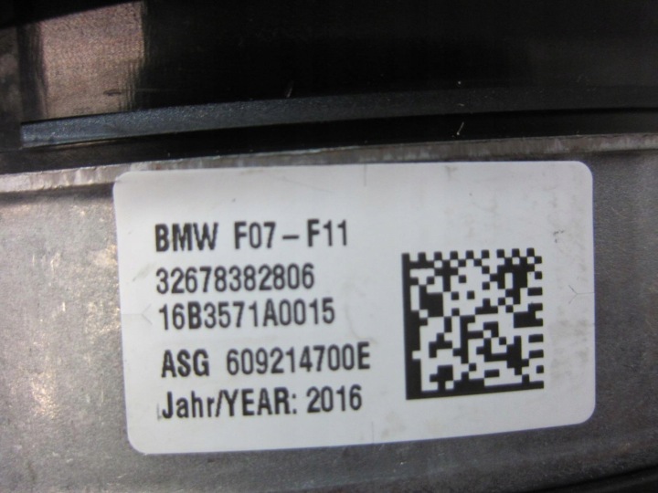 фото №10, Bmw 5 f07 gt торпедо раздаточная подушка консоль натяжители usa 9199052