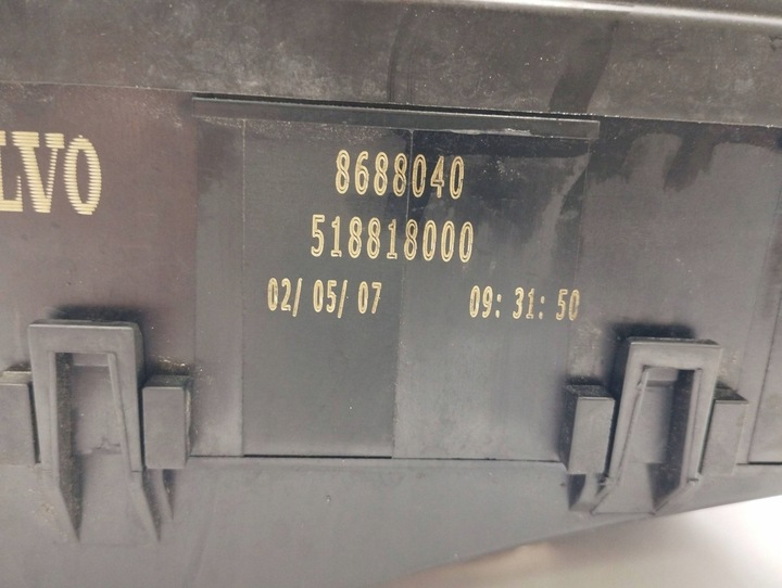 фото №9, Volvo v50 2007 коробка запобіжників / комплект