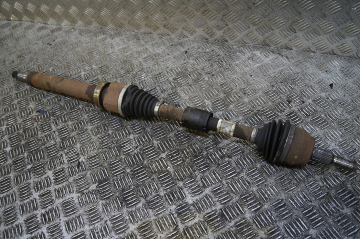фото №5, Полуось правая 1.6 focus mk3 рестайлинг av61-3b436-ag