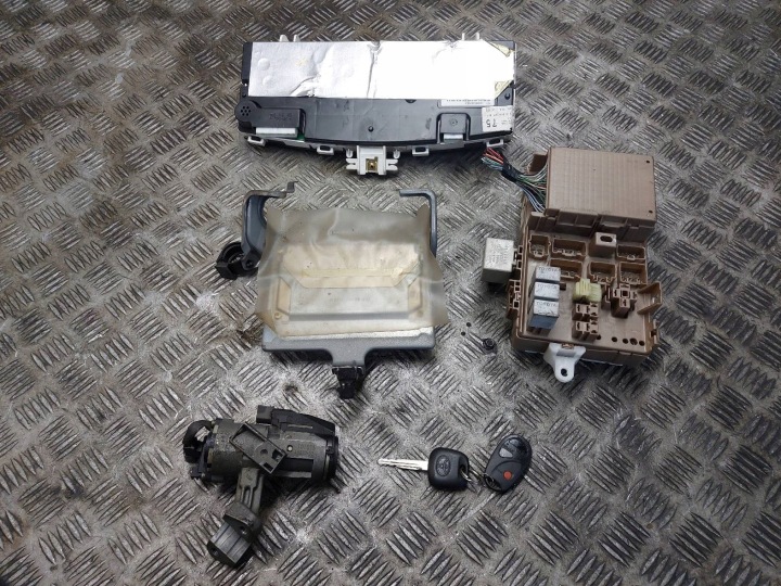 фото №9, Комплект стартовий toyota corolla e12 1.4 vvti 89661-02730 82641-02050
