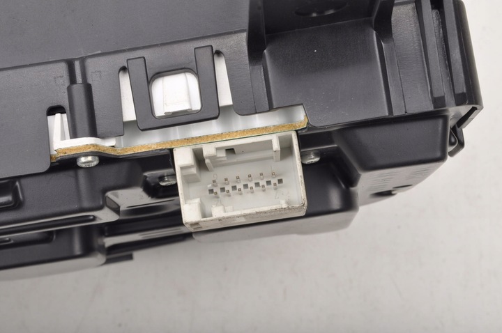 фото №11, Opel vectra c iii 2.2 16v спидометр приборы 93182009 европа