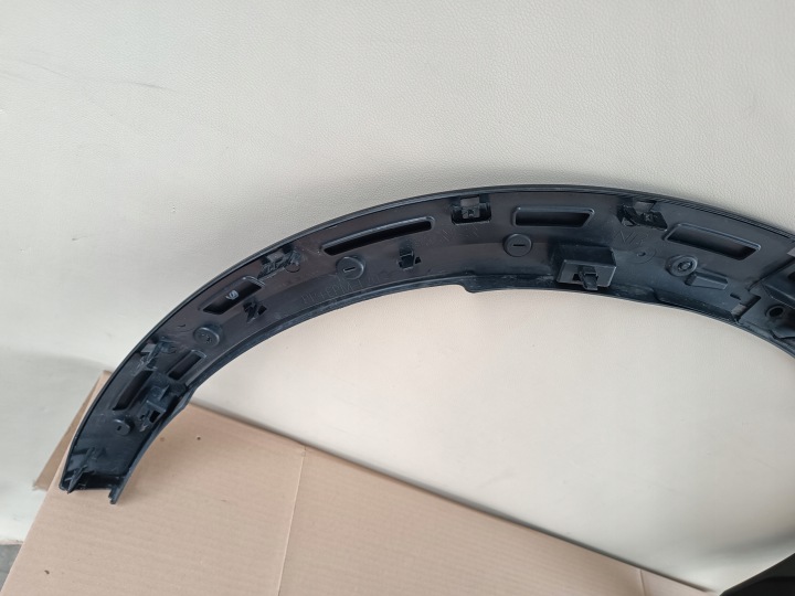 фото №11, Nissan ariya молдинг накладка крыло правое перед передний 63816 63810 5mp5a