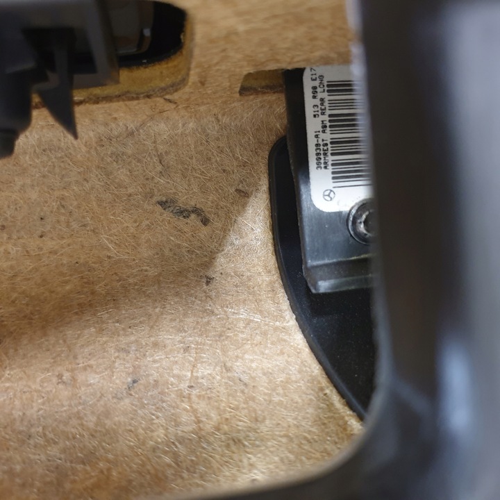 фото №12, Боковина оббивка двері лівий зад mercedes r w251 довгий оригінальний номер eu