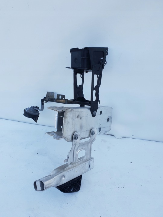 фото №8, Bmw 1 f20 11-15 зона смятия балка перед киль кронштейн левый правые