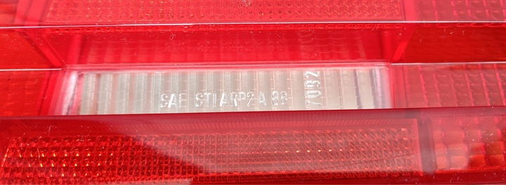 фото №16, Mercedes sl w129 r129 лампа зад задняя плафон красный kpl.