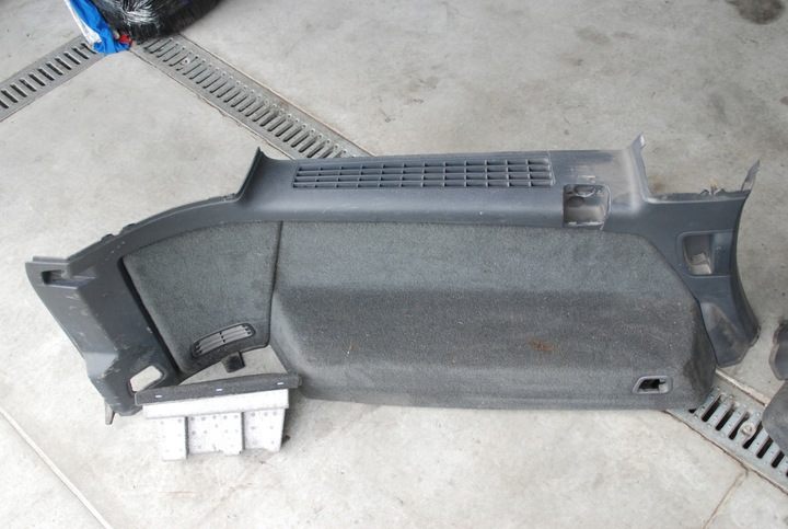 фото №4, Volvo xc90 i рестайлінг боковина багажника l / p оббивка