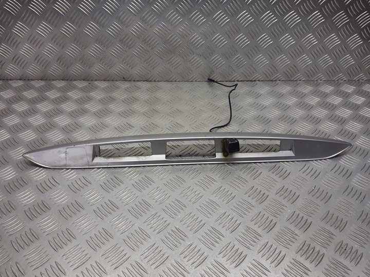 фото №1, Накладка кришки багажника mitsubishi grandis mn129551 x24b