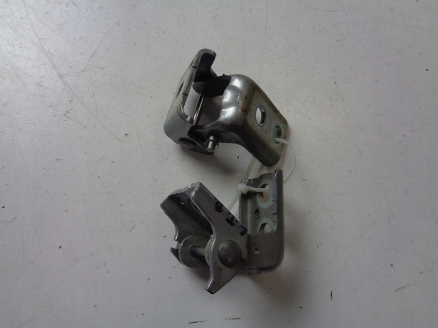 фото №2, Петлі двері лівий зад opel corsa f 19- kca