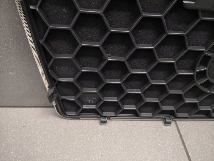 фото №9, Маскувальна накладка сабвуфера audi a8 d3 4e0035435