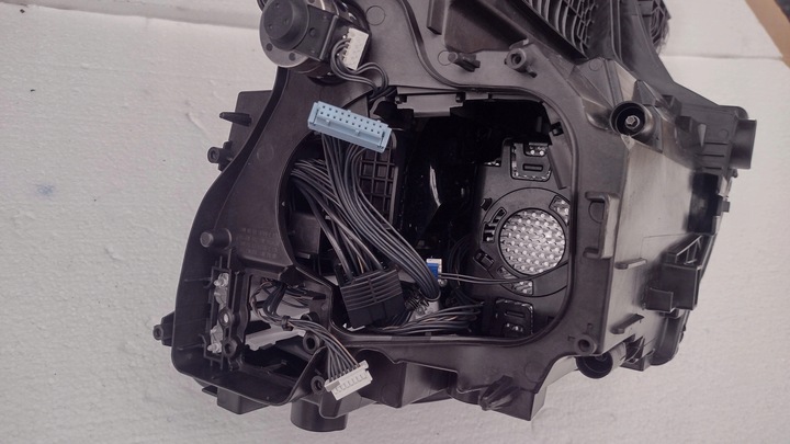 фото №16, Audi q8 4m8 лампа передня перед ліва повний led matrix 4m0941039c 4m8941783