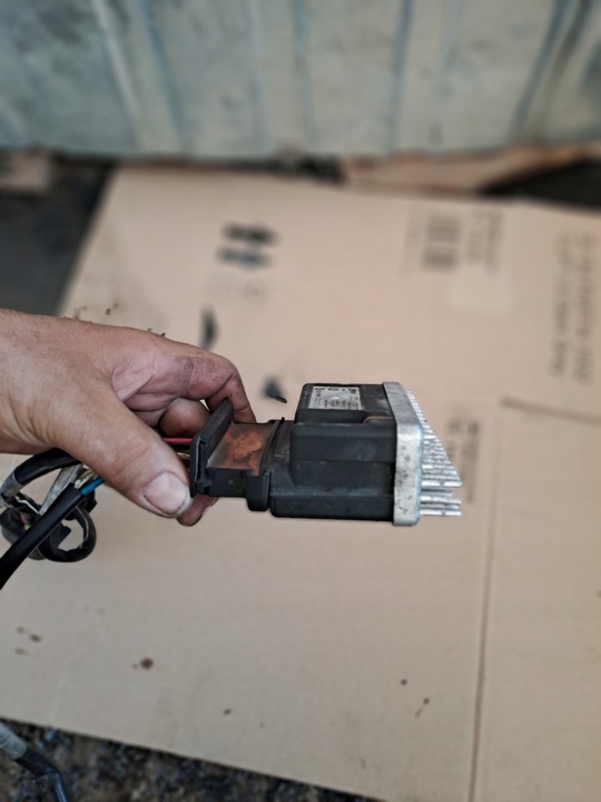 фото №6, Блок управления вентилятора audi q5 8r 8k0959501g