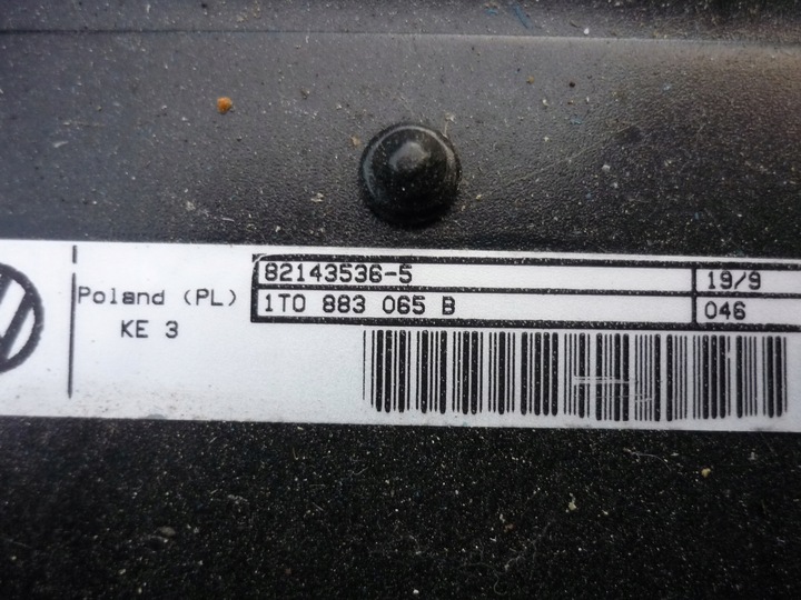 фото №8, Сидіння праві задній зад vw touran i 1t0883065b гарний