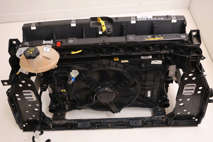 фото №13, Jeep renegade 1.4 mta pas переднее радиатор 52009102, 51965900