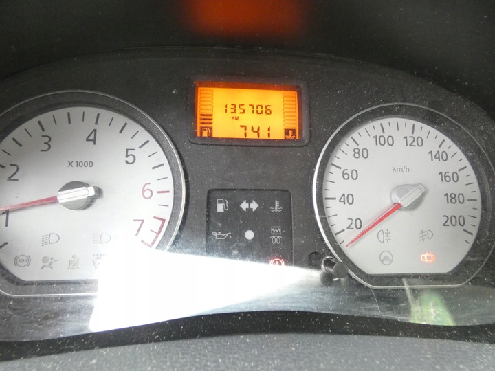 фото №13, Корпус коробка запобіжників dacia logan i mcv i 1.6 16v 04-12 8200738818