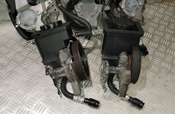 фото №8, Bmw e60 e61 535 3.5 d 272 насос усилителя бачок колесо ременное 7693974