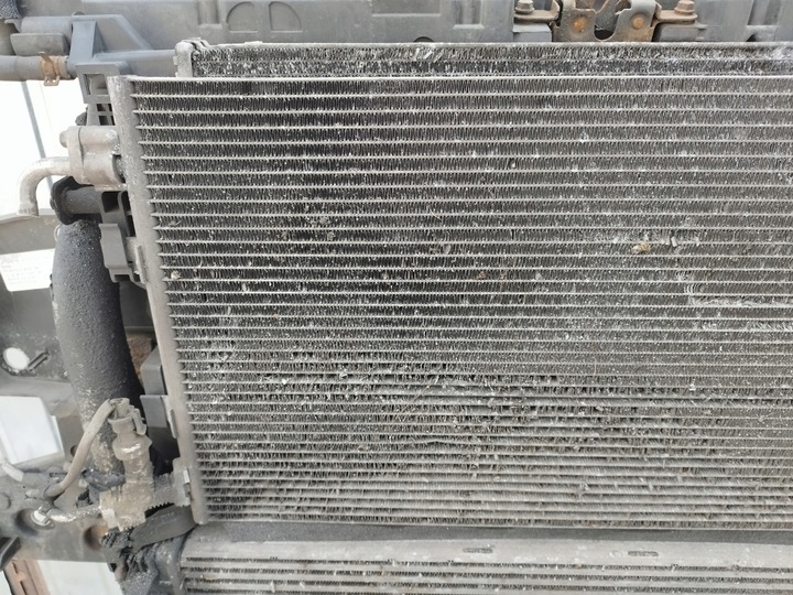 фото №6, Pas переднє радіатор renault megane 3 iii hb 1.5 dci k9k832 механічна коробка передач 08-2012
