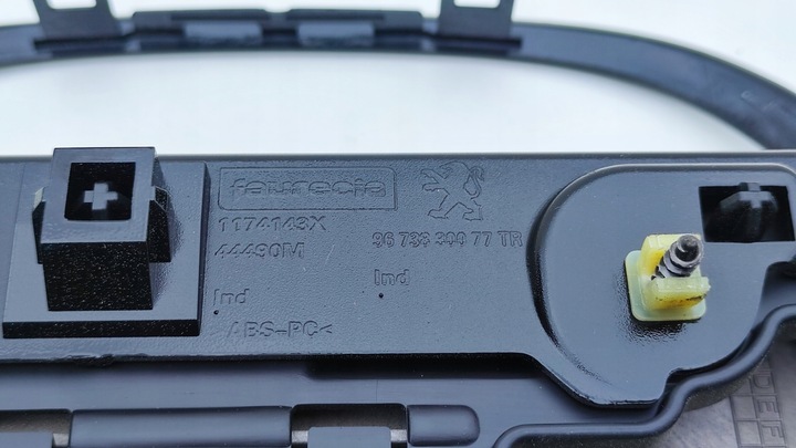 фото №8, Peugeot 208 2008 i планка dekor консоли радио навигация панель tc52