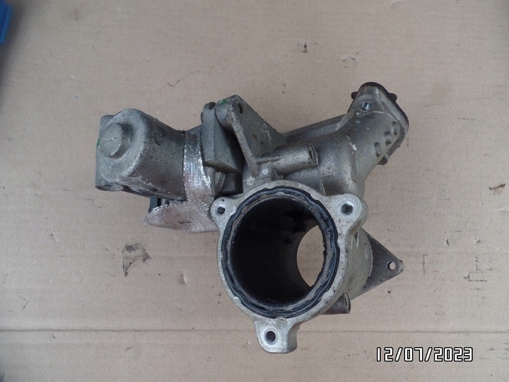 фото №5, Дросельна заслінка клапан egr vw golf v 1.9tdi 03g129637a