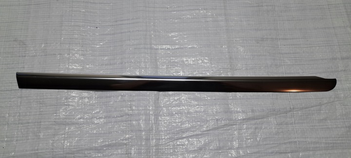 фото №1, Mercedes c-klassa w205 универсал планка хром зад левый a2056700122