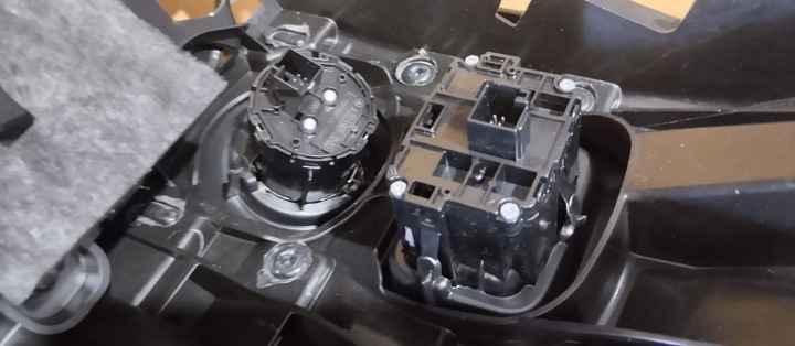 фото №10, Панель консоль подушка оригінал mercedes c клас w206 23r подушка безпеки