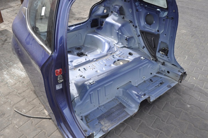 фото №10, Peugeot 208 i 3d 12r 1.4 vti pas зад крыло левое правое четверть ванна kuc