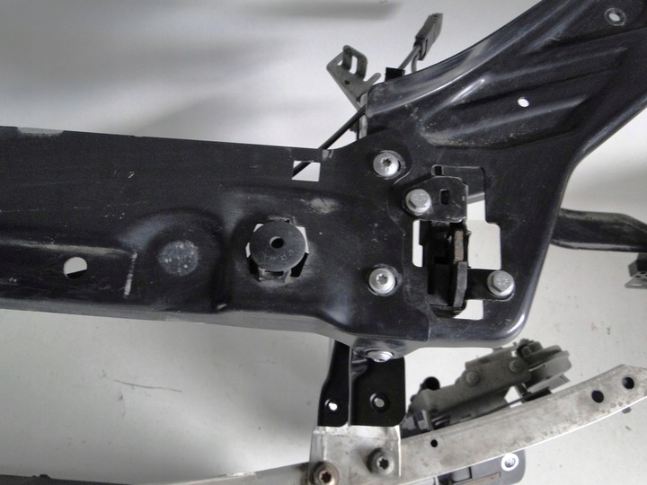 фото №13, Mercedes c клас 204 w204 pas переднє радіатор комплект 63 c63s amg