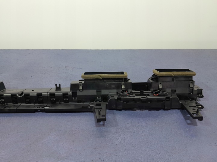 фото №6, Vw passat b8 решётки воздуховод dekor панели 3g0858416f 3g1819701d