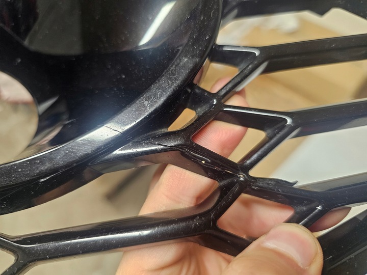 фото №14, Audi a4 rs4 b9 решітка бампера галоген права перед 8w0807682as