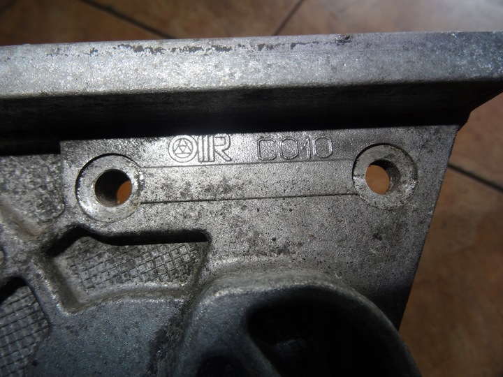 фото №6, Zafira b 1.9cdti 06' лапи двигателя 55187918