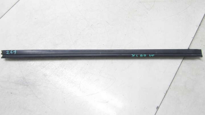 фото №1, Volvo xc60 планка накладка левая зад задняя 30762372