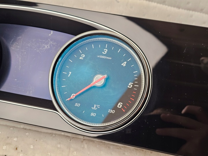 фото №5, Спидометр манометр приборы экран монитор дисплей консоли mercedes w213