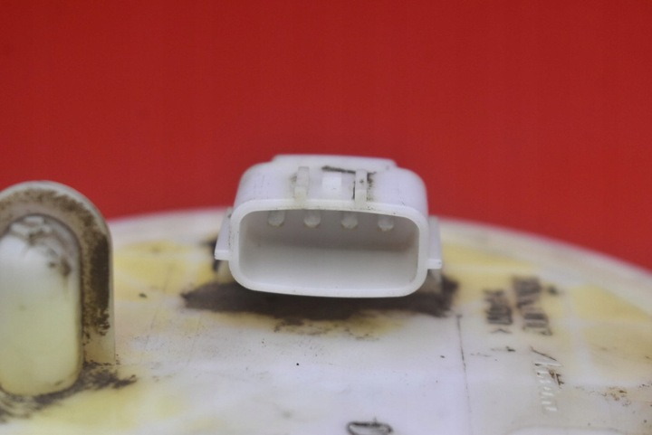 фото №7, Помпа насос пального 172025758r dacia доккер 1 i 1.6 sce 102 km 17-21