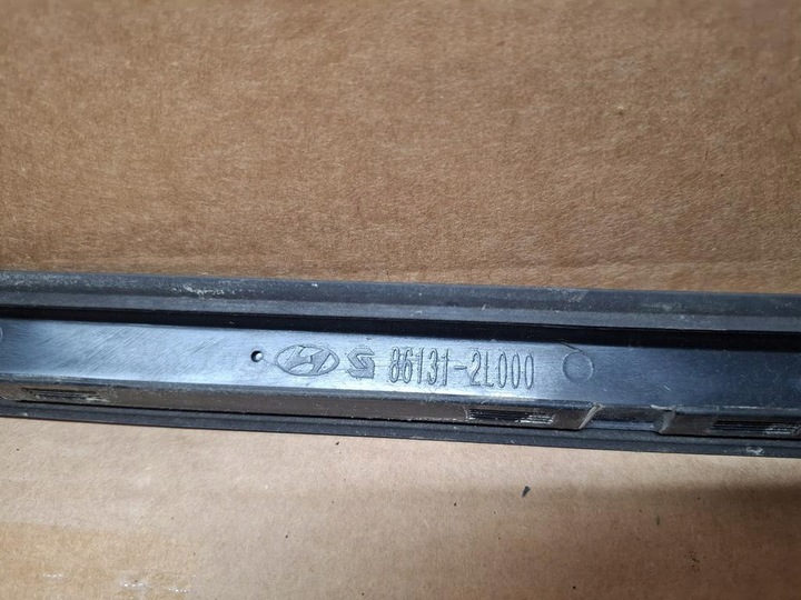 фото №9, Планка декоративная стёкла лобовой левая lub правая hyundai i30 07-12