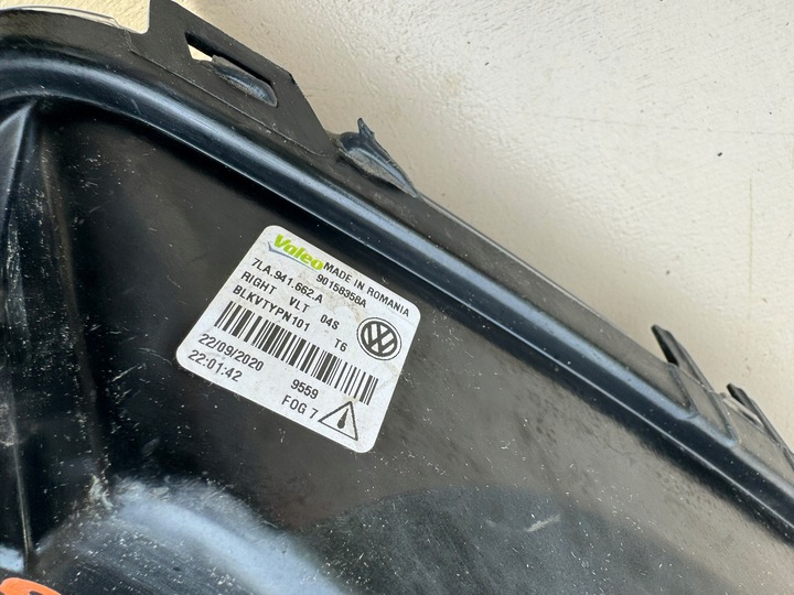 фото №15, Volkswagen transporter 6 t6 15-24r лампа протитуманна права галоген правий