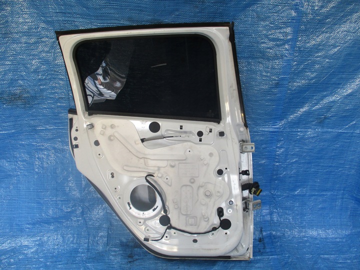 фото №8, Дверь левая задние зад peugeot 2008 i 16-19 цвет kwe