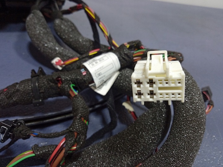 фото №7, Mercedes gle w167 держатель na напитки подстаканник a1678101804