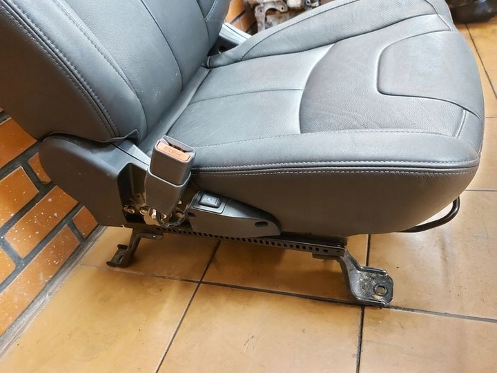 фото №11, Mitsubishi asx 1 i сидіння лівий перед переднє з підігрівом шкіра